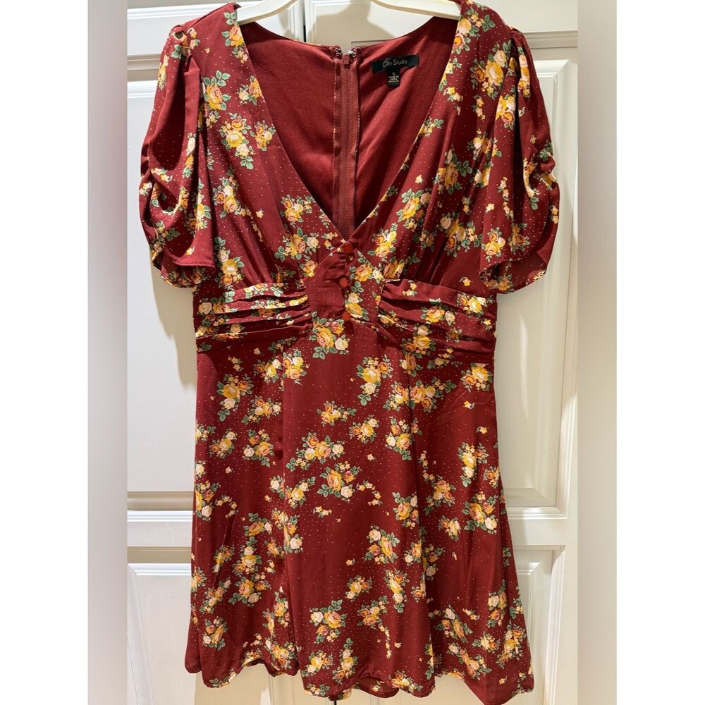 City Studio Burgundy Floral V-Neck Mini Dress